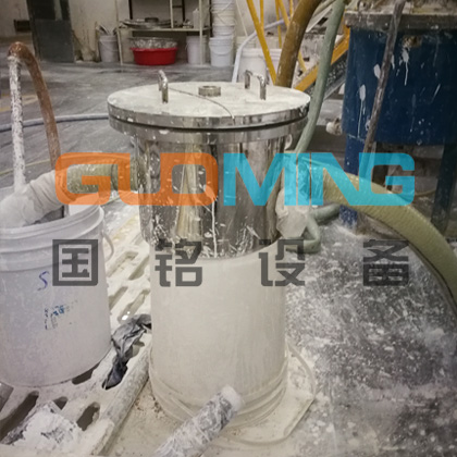 山东淄博陶瓷管道除铁器应用现场
